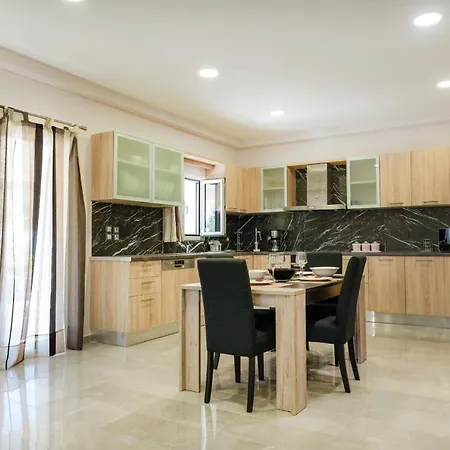 Iskander Villa *