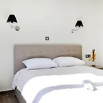 Iskander Villa Roda (Corfu)