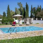 Iskander Villa Roda (Corfu)